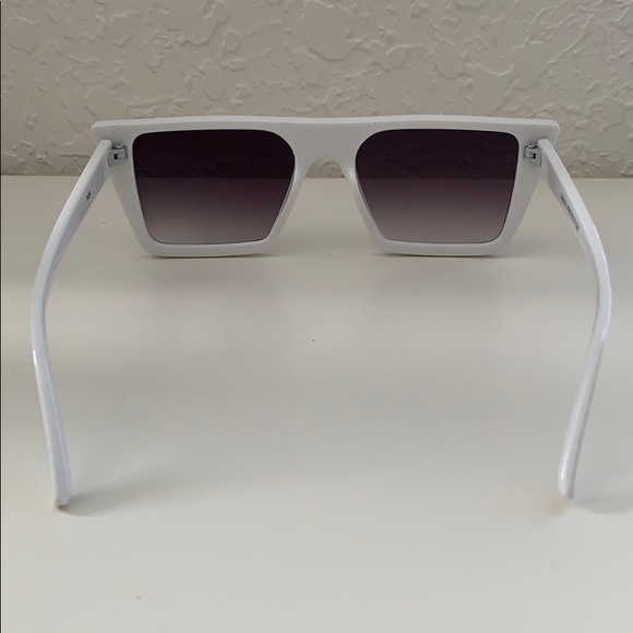 🆕 🆑 SUNGLASSES - Picture 3 of 7